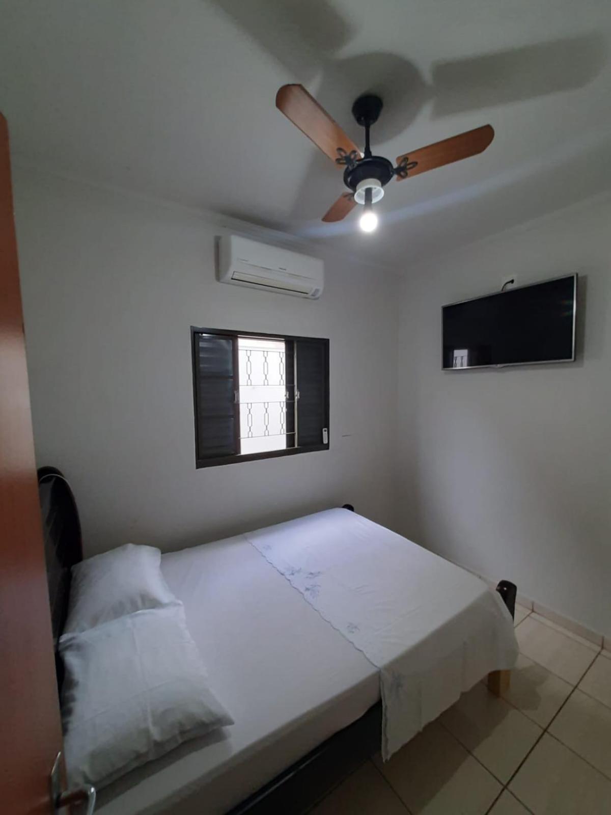 Divina Luz Casa De Temporada Olimpia Villa ภายนอก รูปภาพ
